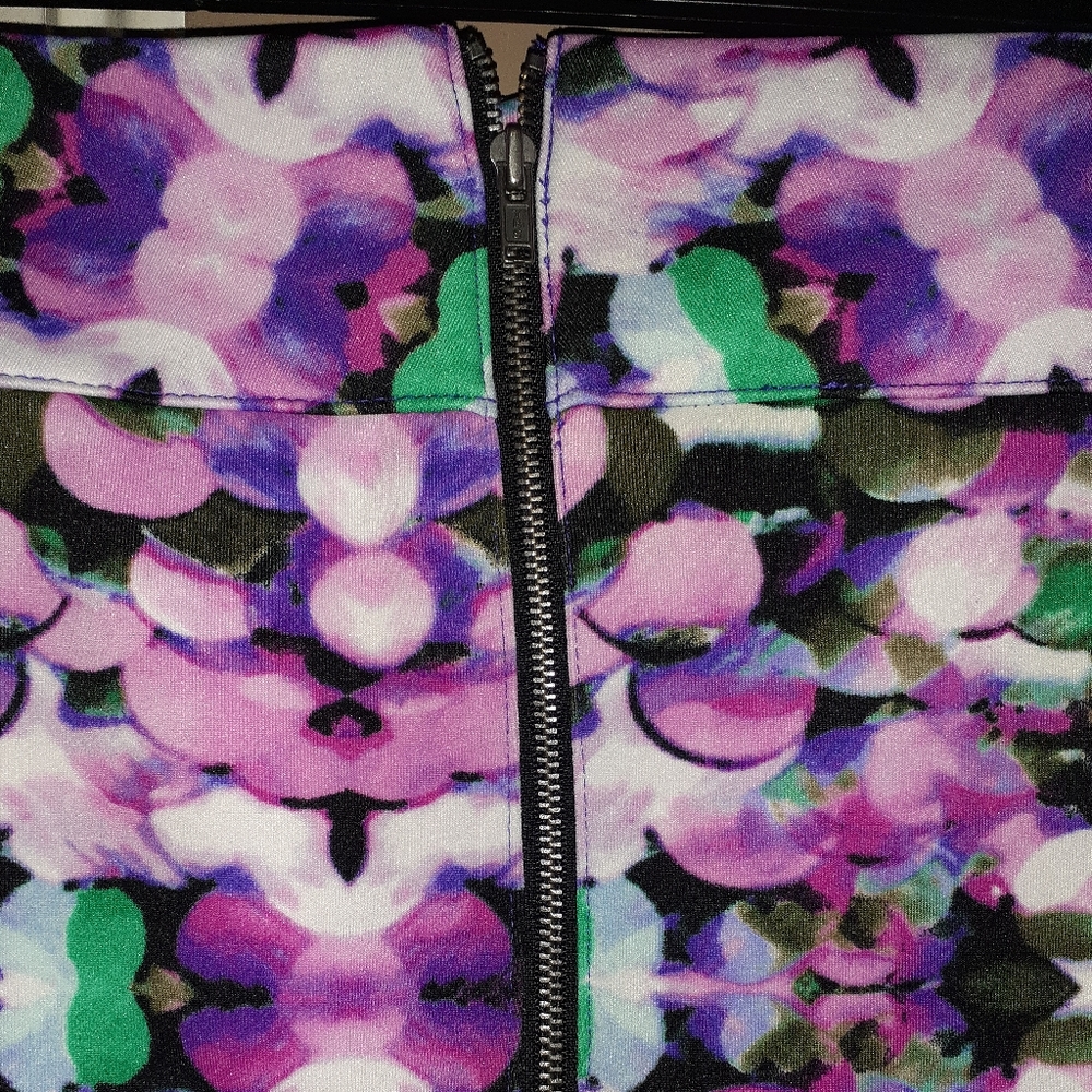 Clothes - Picture 2 of 2